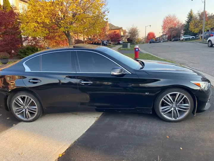Infiniti Q50 2015 photo 2