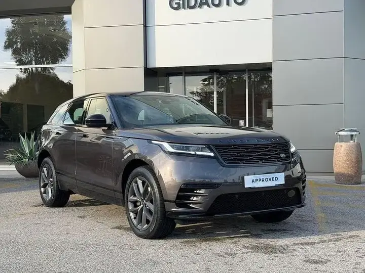 Land Rover Velar 2023 photo 2