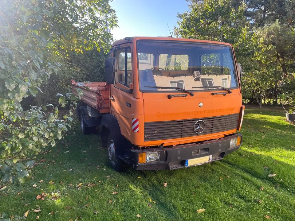 Mercedes-Benz 809 K