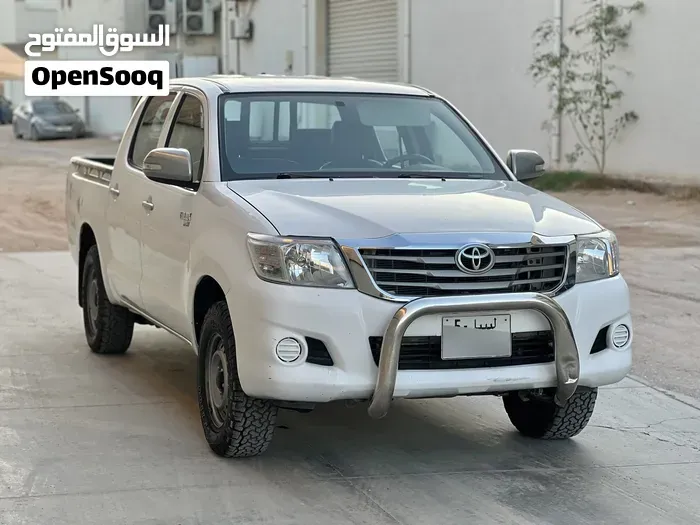 Toyota Hilux 2014 photo 3