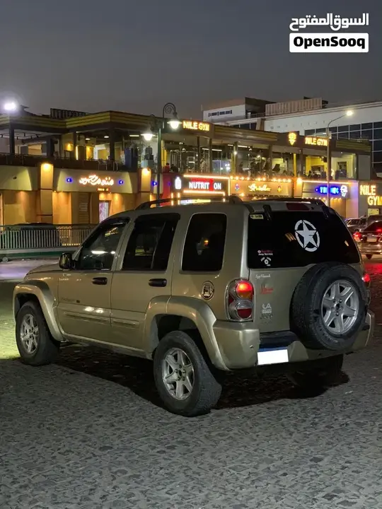 Jeep Liberty 2003 photo 2