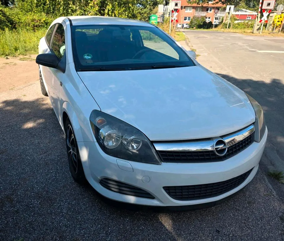 Opel Astra Gtc