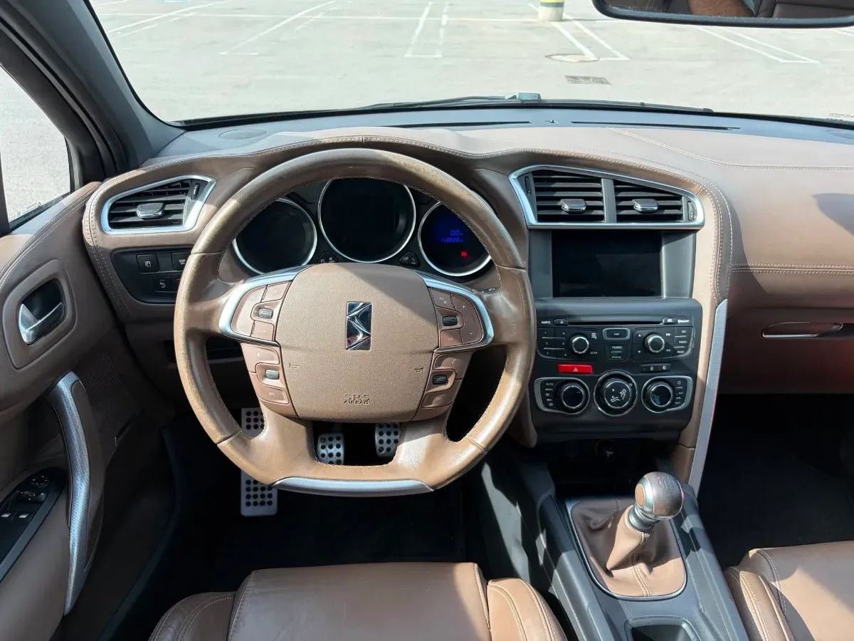 Citroen Ds4 2012 photo 2