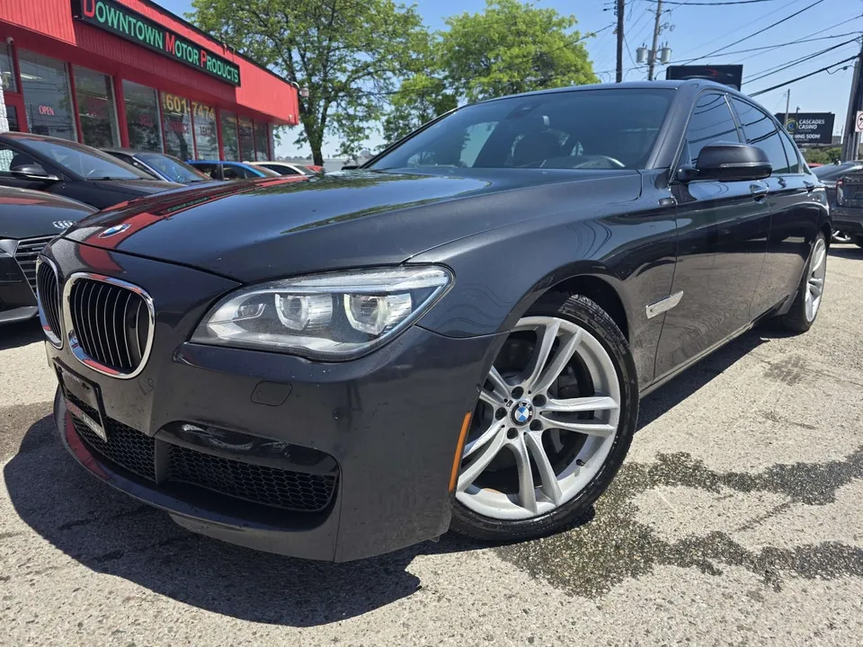 BMW 7 Series 2013 photo 2
