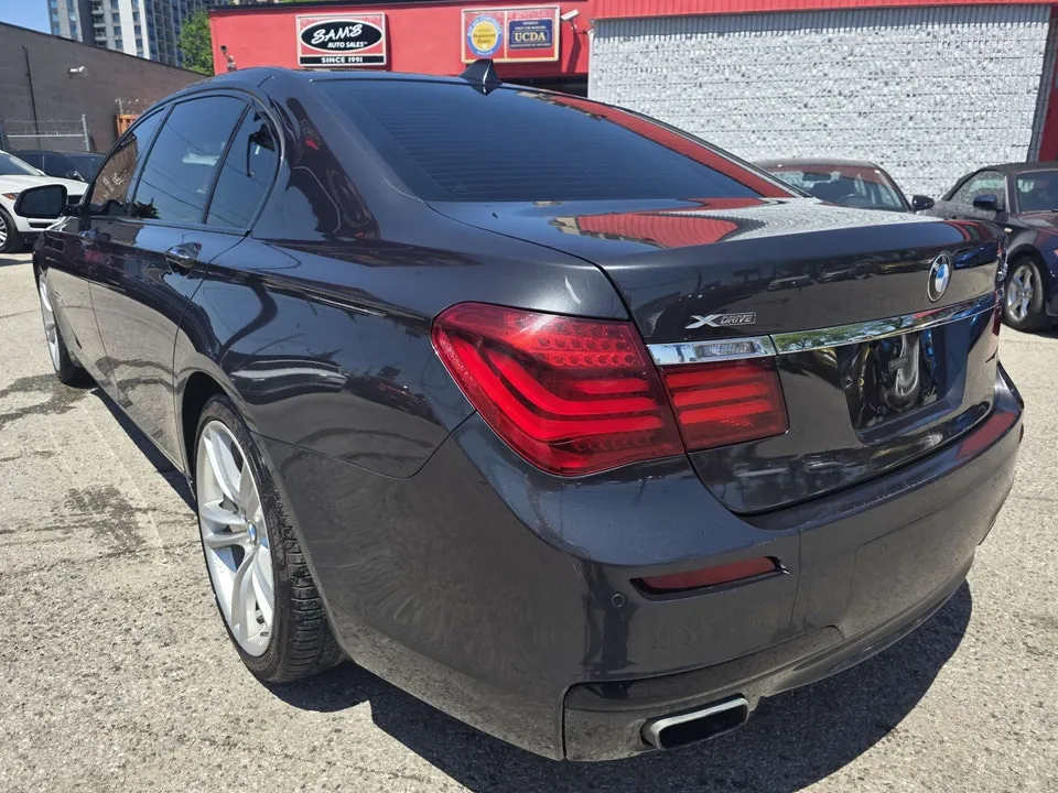 BMW 7 Series 2013 photo 4