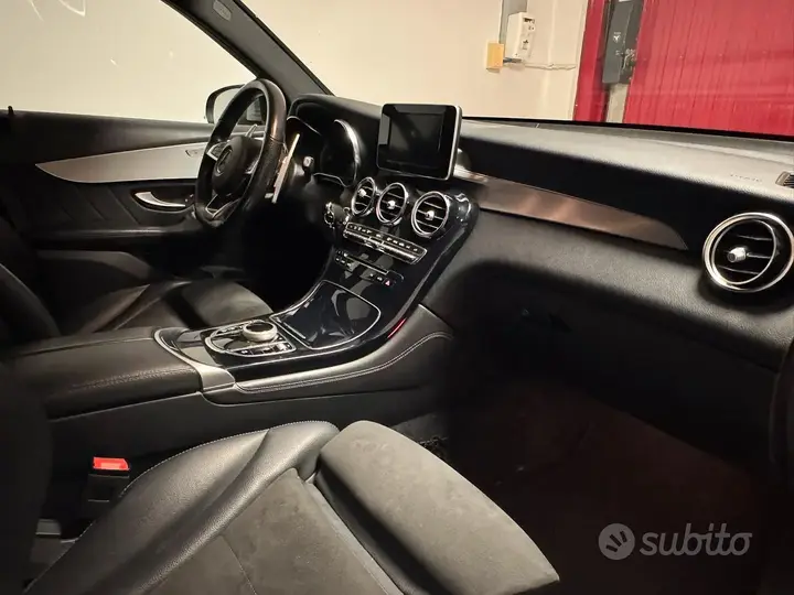 Mercedes-Benz Glc 2018 photo 3