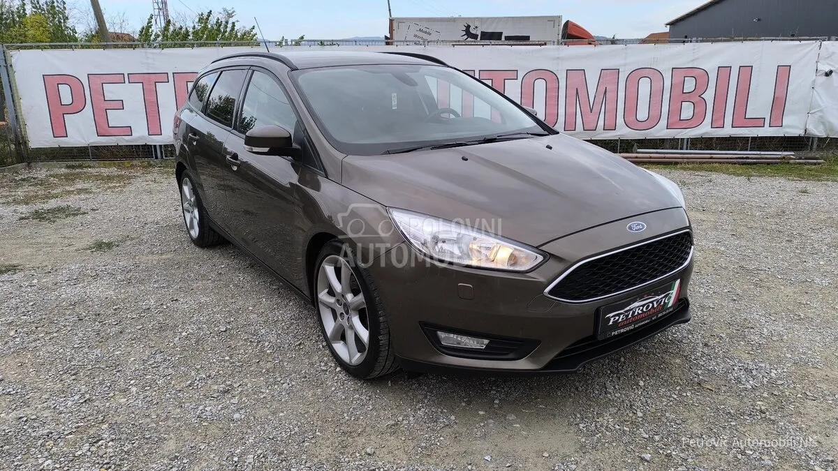 Ford Focus 2015 photo 2