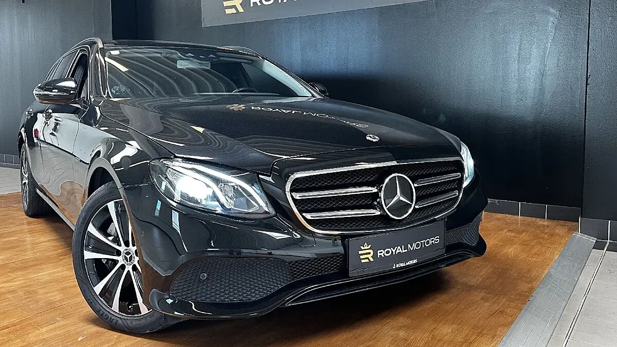 Mercedes-Benz E-Class 2020 photo 3