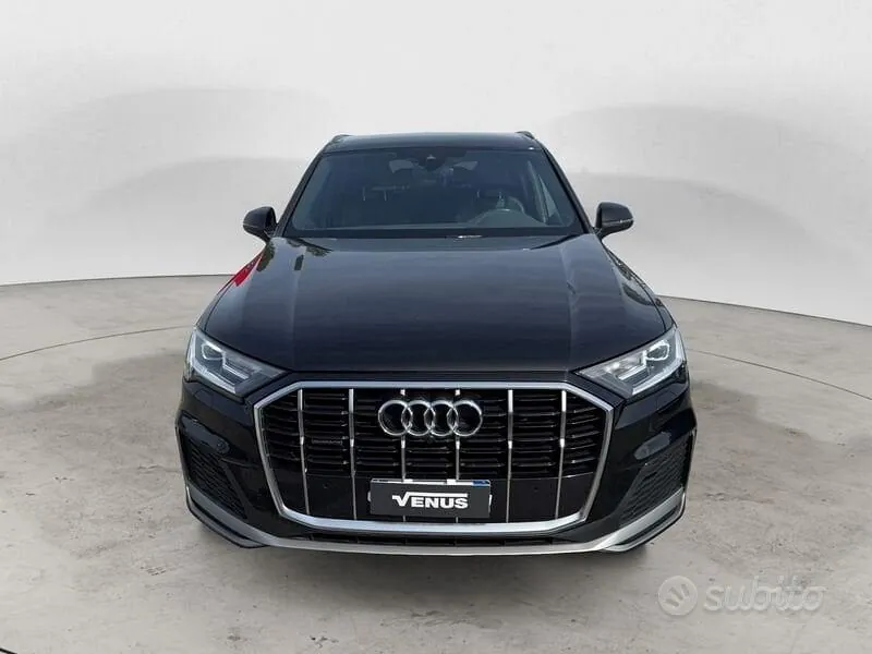 Audi Q7 2023 photo 2