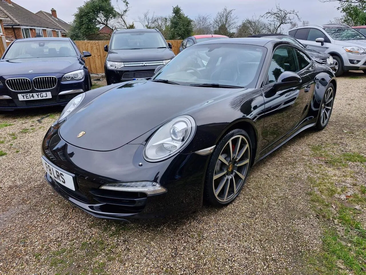 Porsche 911 2012 photo 2