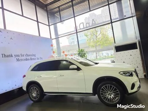 Mercedes-Benz Glc 2025 photo 3