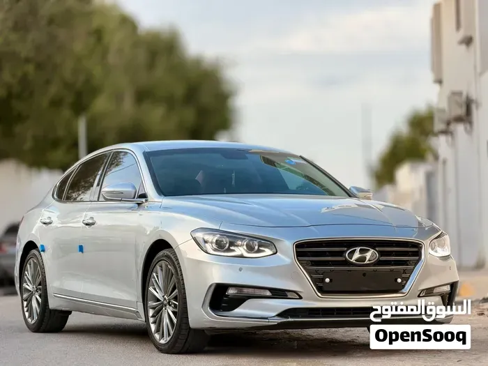 Hyundai Azera 2018 photo 2