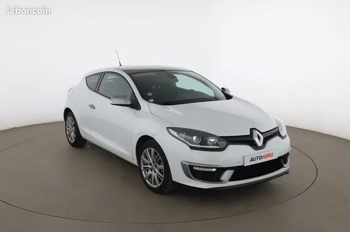 Renault Megane 2015 photo 4