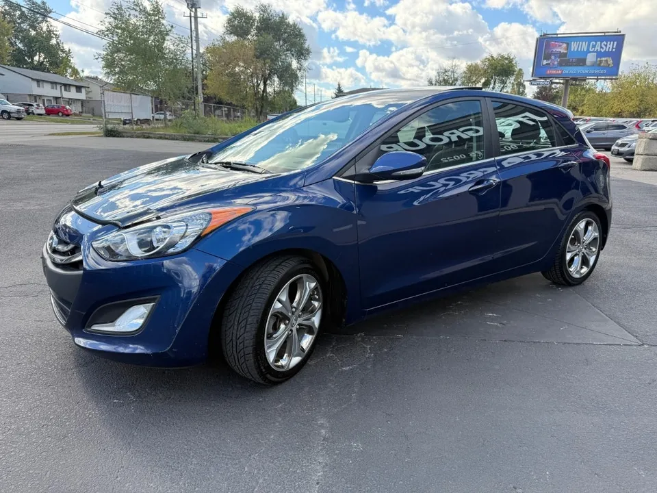 Hyundai Elantra 2013 photo 3