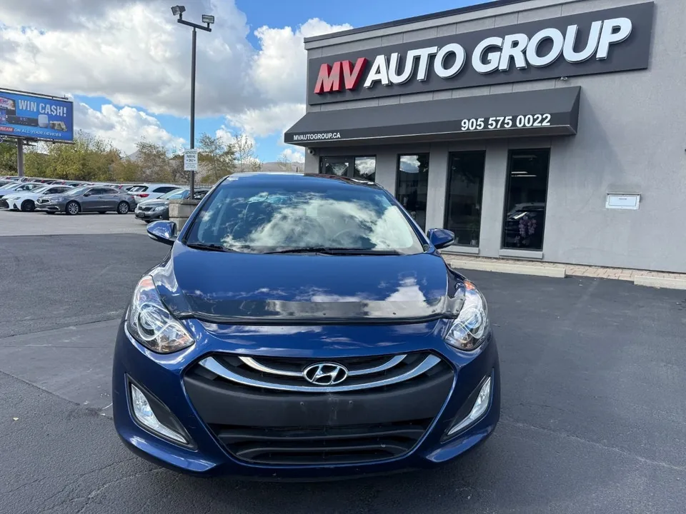 Hyundai Elantra 2013 photo 2