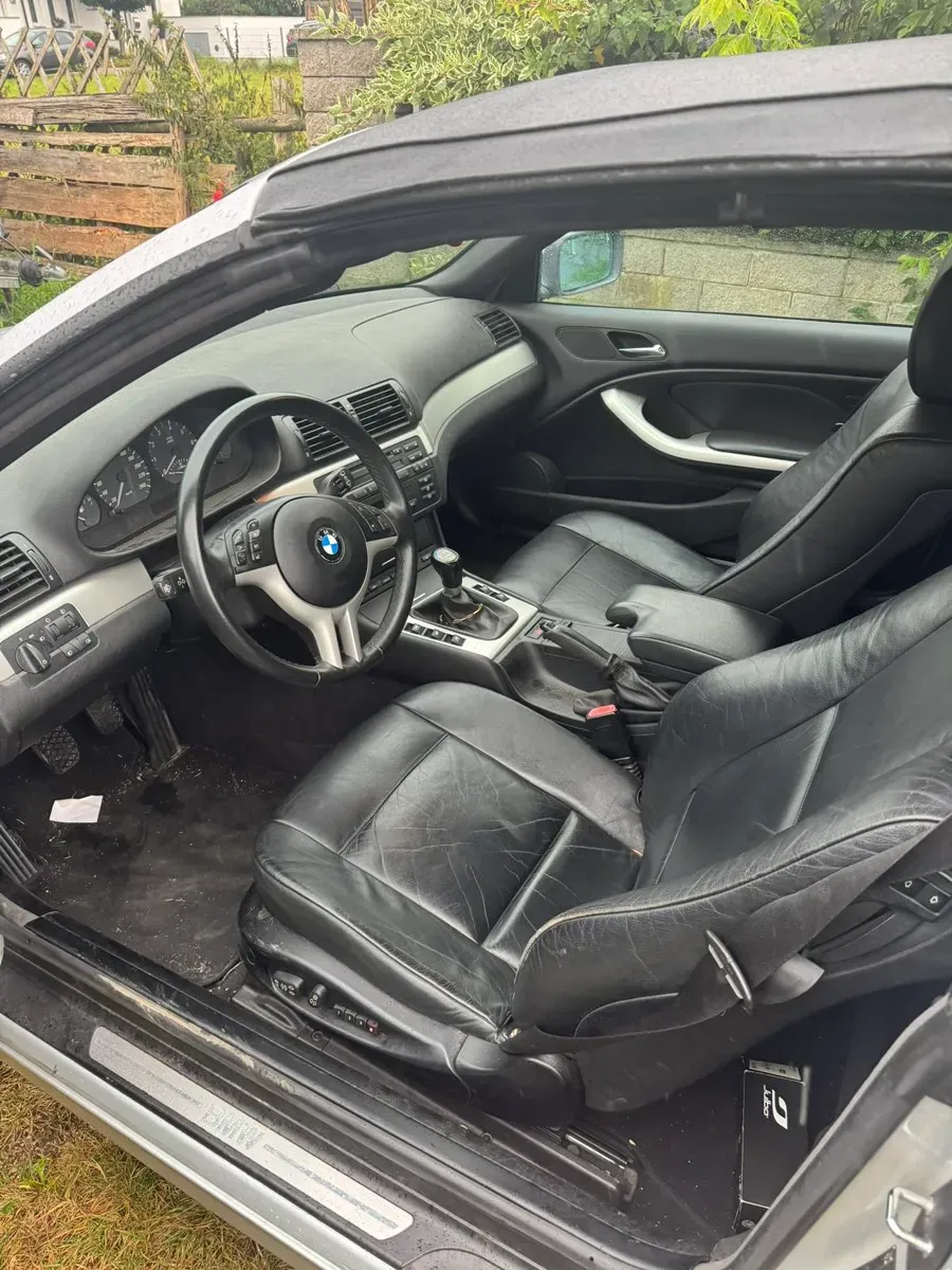 BMW 3 Series 2002 photo 2