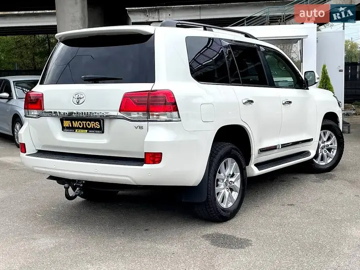 Toyota Land Cruiser 2021 photo 4