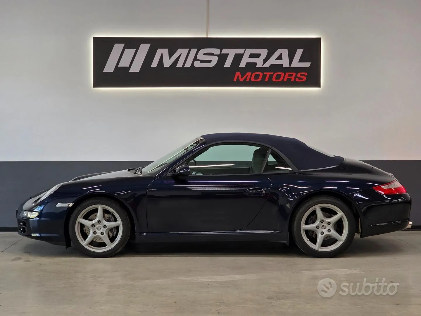 Porsche 911 Carrera Cabriolet 2006 photo 2