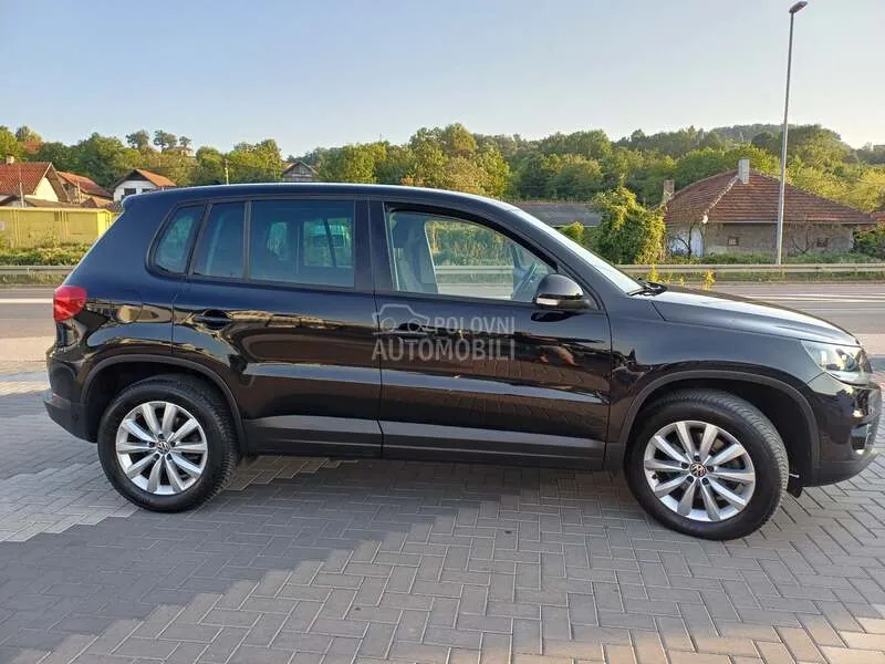 Volkswagen Tiguan 2012 photo 5