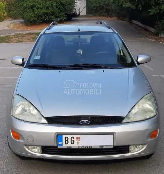 Ford Focus 2001 photo 2