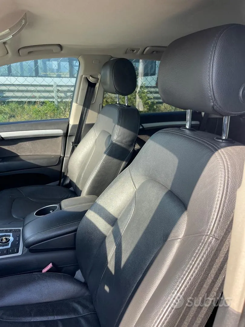 Audi Q7 2013 photo 4