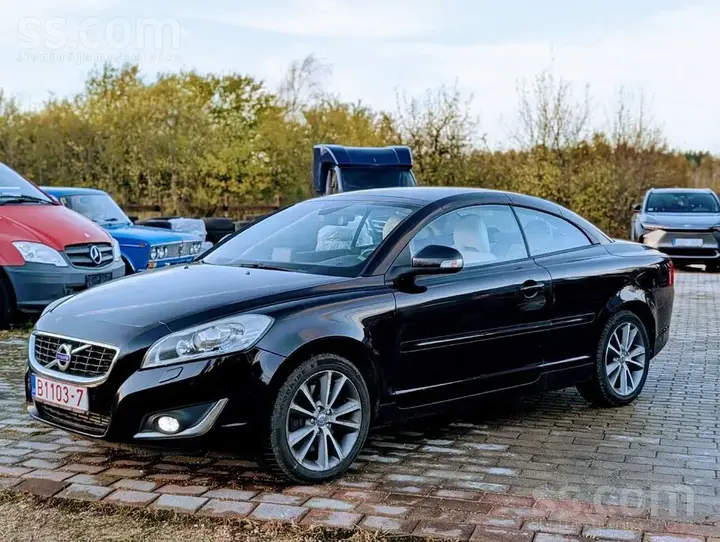 Volvo C70 2012 photo 2