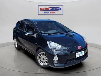 Toyota Aqua 2012 photo 4