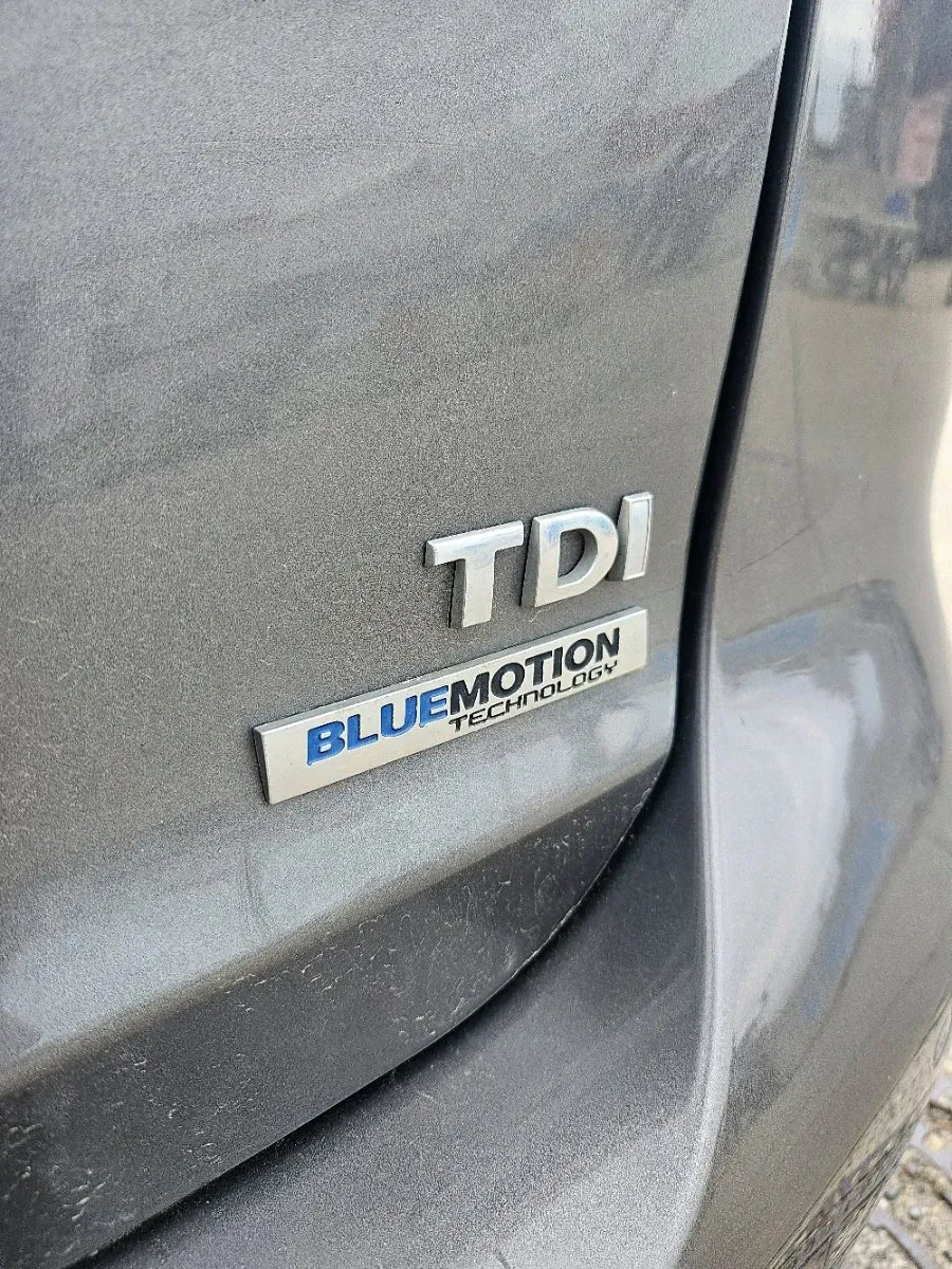 Volkswagen Tiguan 2012 photo 2