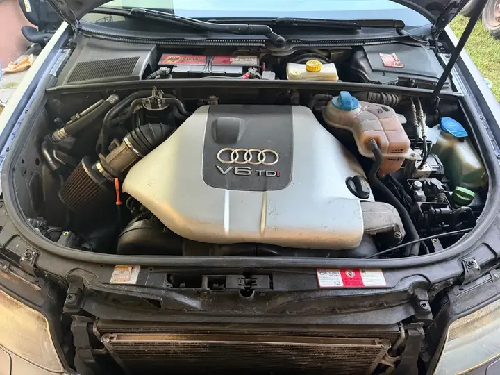 Audi A4 2004 photo 3