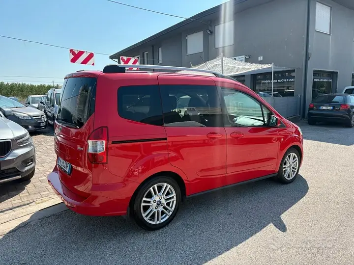 Ford Tourneo Courier 2017 photo 4