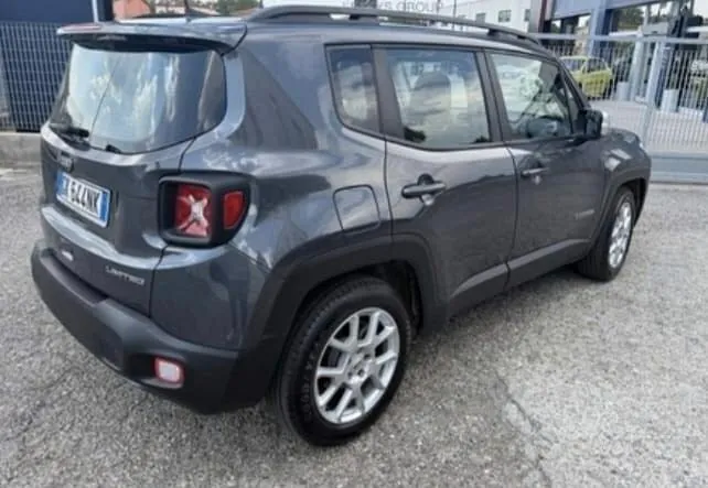 Jeep Renegade 2022 photo 2