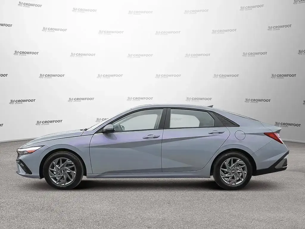 Hyundai Elantra 2026 photo 3