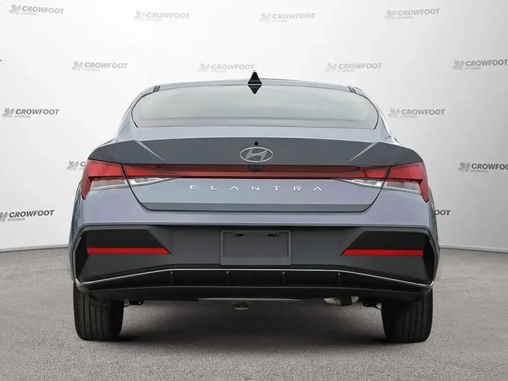 Hyundai Elantra 2026 photo 5