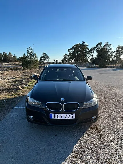 BMW 320D 2011 photo 4