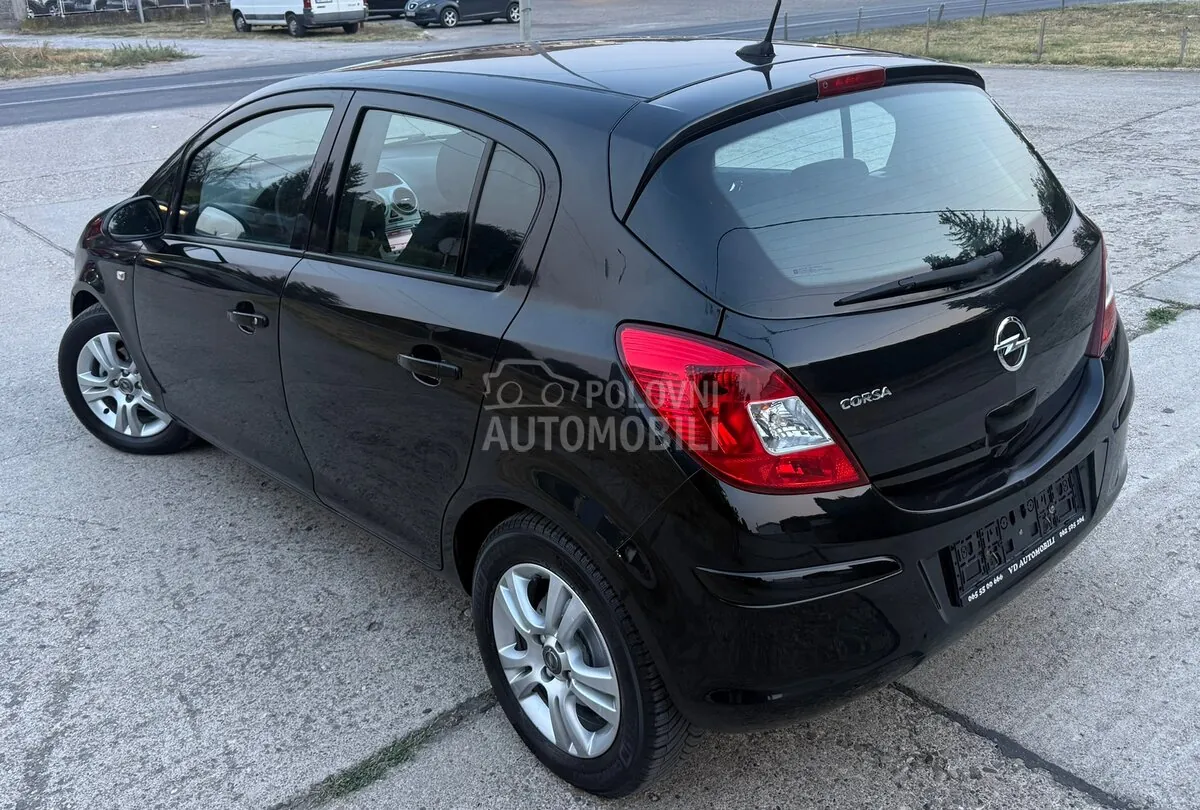 Opel Corsa D 2012 photo 4