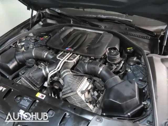 BMW M5 2016 photo 5