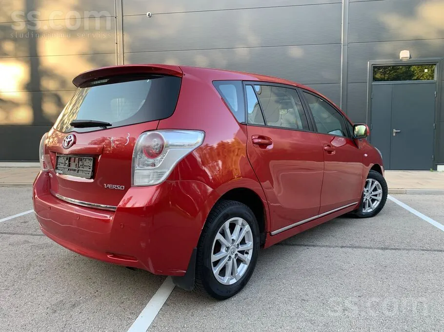 Toyota Verso 2011 photo 5