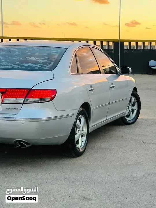 Hyundai Azera