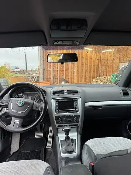 Skoda Octavia 2012 photo 3