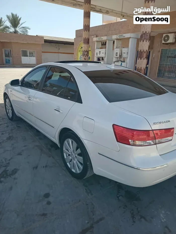 Hyundai Sonata 2009 photo 2