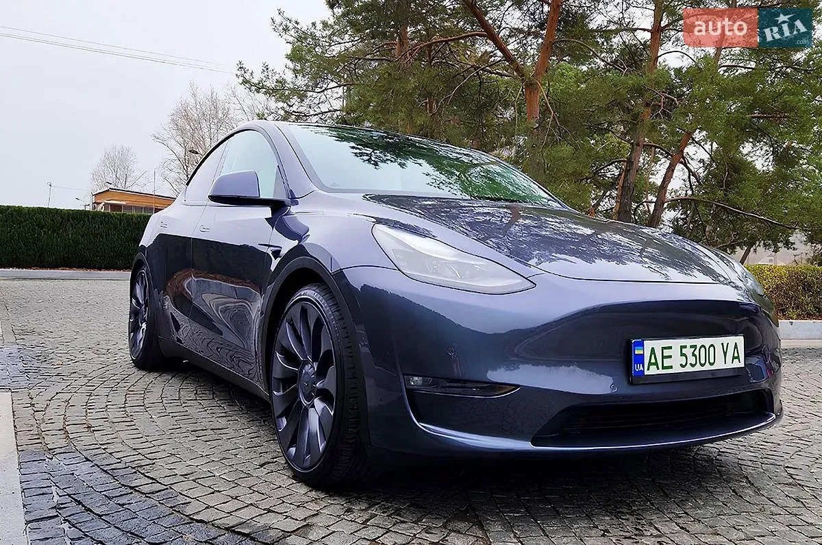 Tesla Model Y