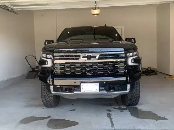 Chevrolet Silverado 2025 photo 2