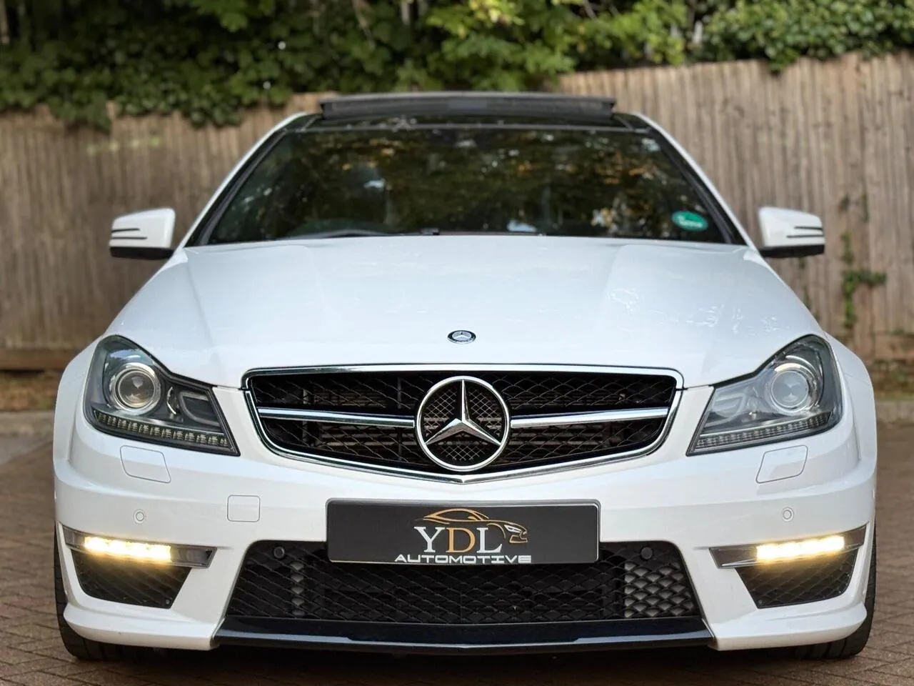 Mercedes-Benz C-Class 2012 photo 2