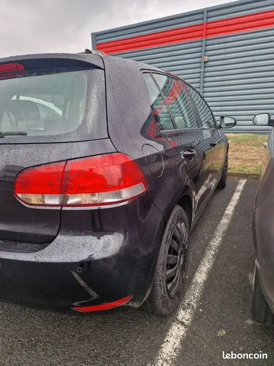 Volkswagen Golf 2009 photo 2