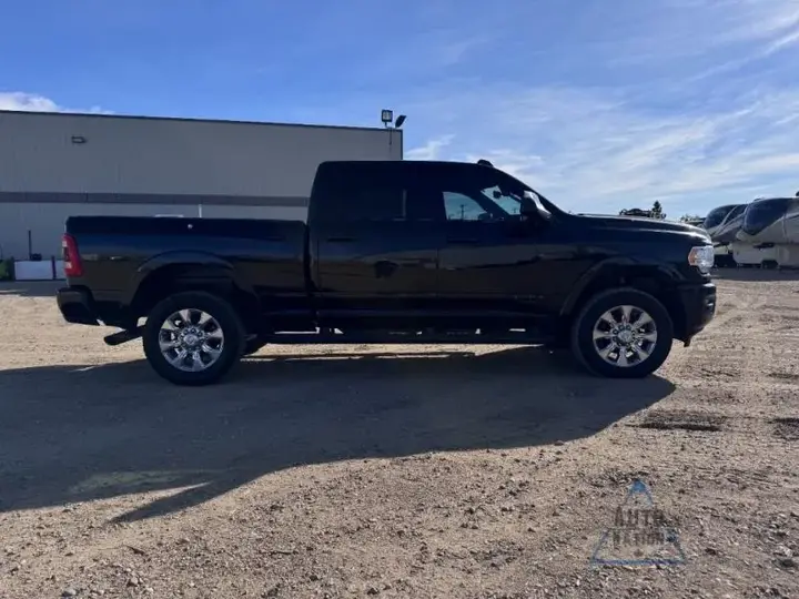 Ram 3500 Limited 2022 photo 4