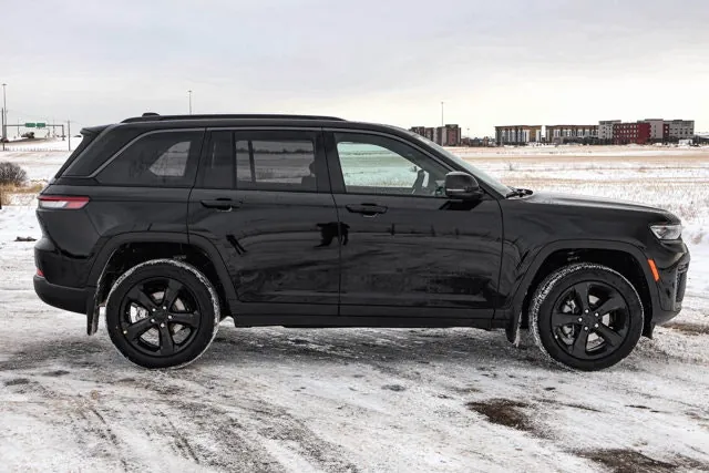 Jeep Grand Cherokee 2026 photo 5