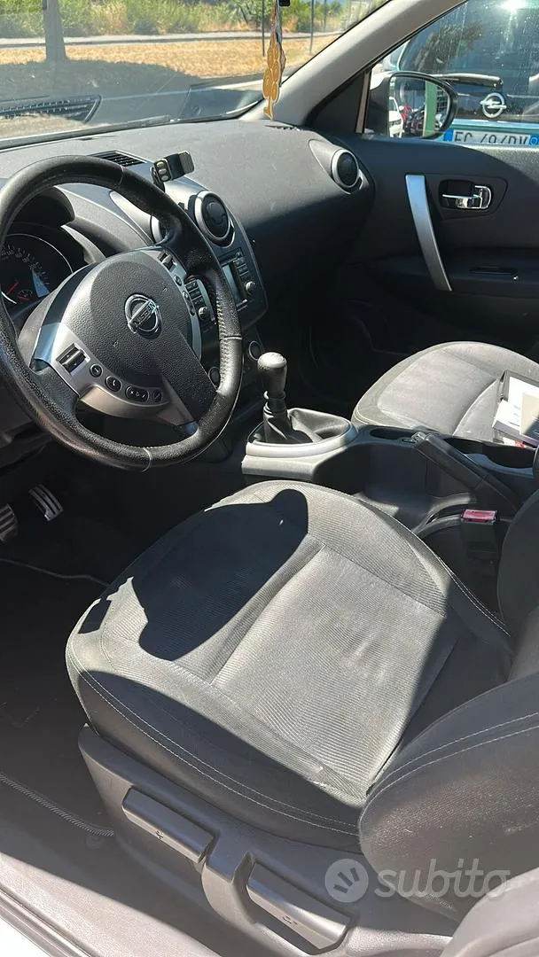 Nissan Qashqai 2010 photo 5