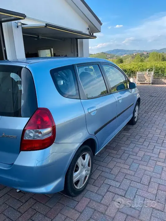 Honda Jazz 2004 photo 3