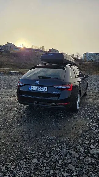 Skoda Superb 2018 photo 2