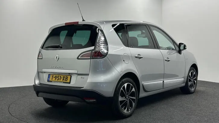 Renault Scenic 2016 photo 2